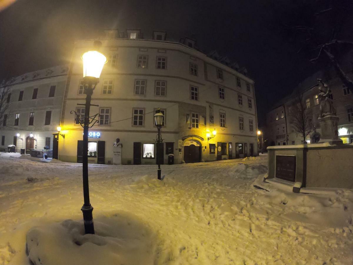 Downtown Apartment Bratislava Exterior photo